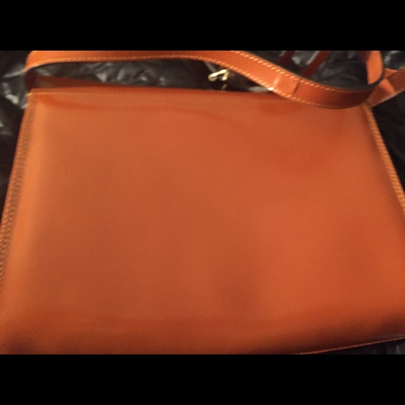 VNTG CRISTIAN RARE ITALIAN Leather Crossbody NWOT - Picture 8 of 8